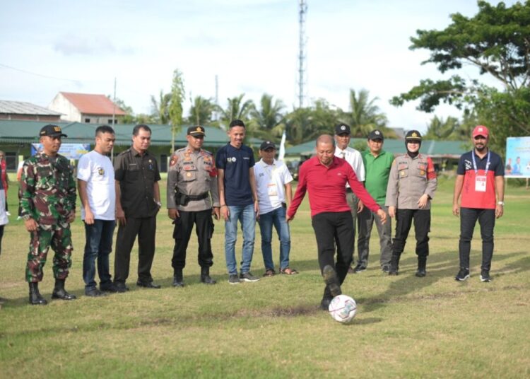Awali Turnamen Sepak Bola Piala KNPI Kota Lhokseumawe, Batuphat Putra Bungkam Al Farlaky