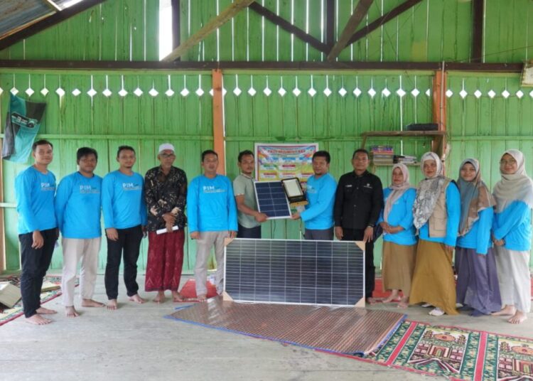 Terobos Pedalaman Aceh Utara, PT PIM Wujudkan Impian Gampong Terang Hemat Energi
