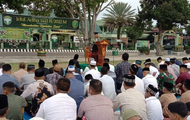 Ratusan Prajurit Kodim 0103/Aceh Utara Salat Iduladha Di Lapangan Sudirman