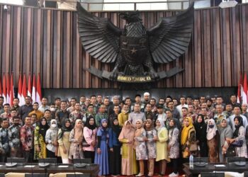 Bang Muslim Temui Ratusan Perangkat Gampong Asal Aceh Di Senayan