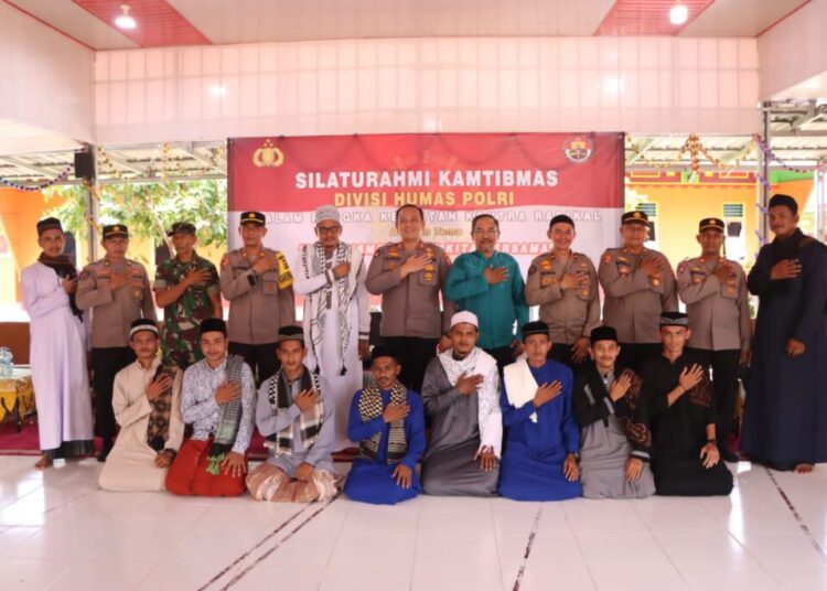 Di Hadapan Santri, Nasir Abbas Akui Terlibat Terorisme Bermula dari Tawaran Gratis ke Afghanistan