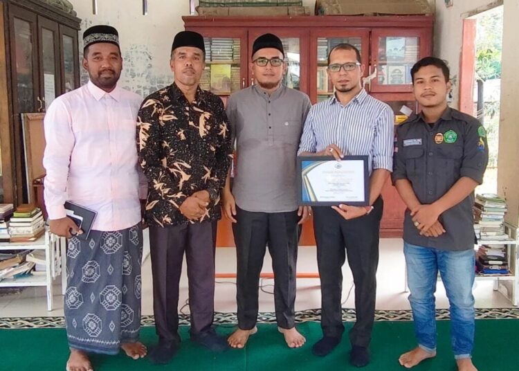 Dekan FISIP Universitas Almuslim Isi Kuliah Umum di YPI Darussaadah