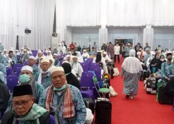 208 Jemaah Haji Asal Aceh Utara Tiba di Bandara Sultan Iskandar Muda