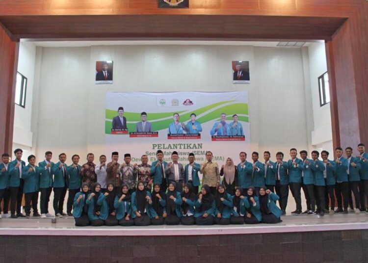 Lantik SEMA dan DEMA IAIN Lhokseumawe, Rektor Dukung Program Kreatif Organisasi Mahasiswa