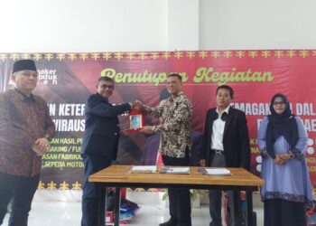 Tingkatkan SDM Sektor Migas, Disnakermobduk Aceh Teken MoU dengan Aceh Oil Institute