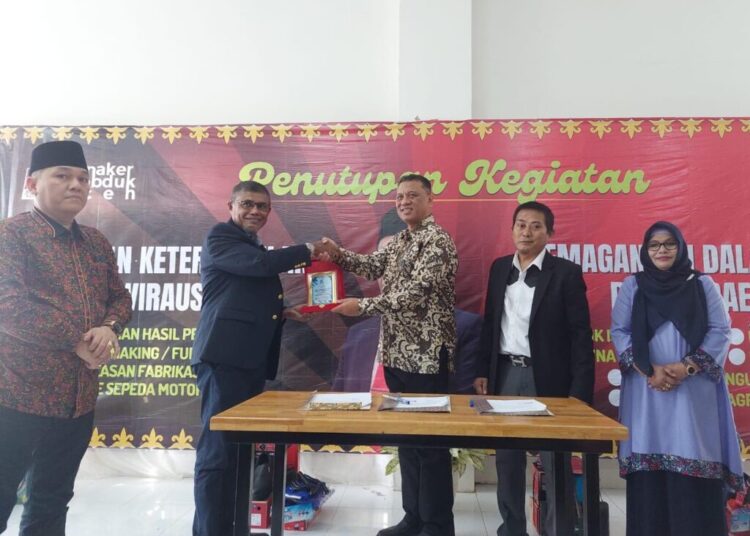 Tingkatkan SDM Sektor Migas, Disnakermobduk Aceh Teken MoU dengan Aceh Oil Institute