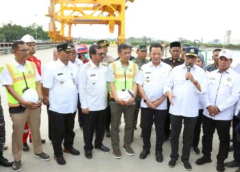 Pj Bupati Aceh Utara Dampingi Menhub dan Gubernur Tinjau Pelabuhan PT PIM