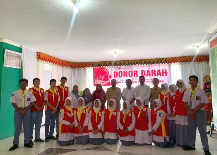 Pj Wali Kota Lhokseumawe Launching Donor Darah Pelajar di SMAN 2 Lhokseumawe