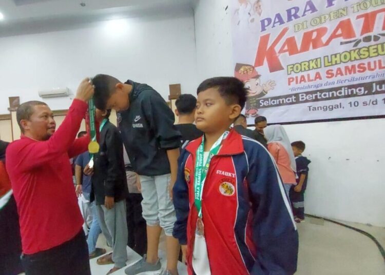 Puncaki Klasemen Akhir Kejuaraan Karate Piala Samsul Yusuf I, KKI Lhokseumawe Raih Juara Umum