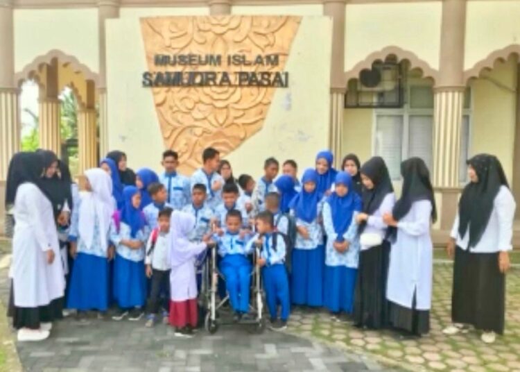 Siswa SLB Babul Huda Meurah Mulia Study Tour ke Museum Islam Samudera Pasai