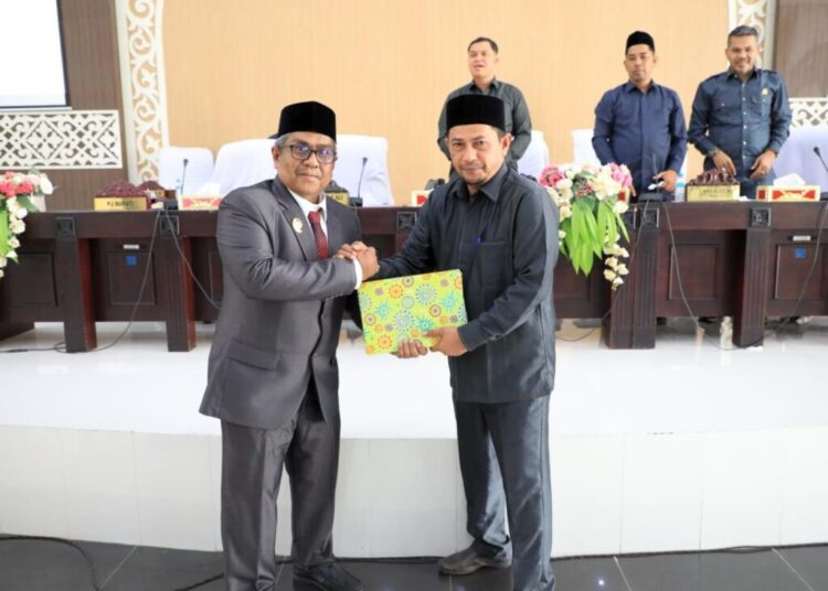 Pj Bupati Aceh Utara Sampaikan Rancangan KUA-PPAS APBK 2024, Target Pendapatan Rp 1,9 Triliun