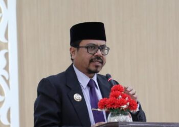 Pj Gubernur Aceh Lantik Azwardi Abdullah sebagai Asisten I Setdaprov