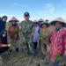 Berlumur Lumpur, Dandim Aceh Utara Turun ke Sawah Bantu Petani Tanam Padi