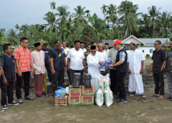 PMI Aceh Utara Salurkan Bantuan kepada Korban Kebakaran di Dayah Darul Abrar Sawang