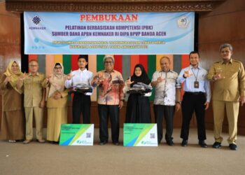 32 Pemuda Aceh Utara Dilatih Menjahit dan Digital Marketing