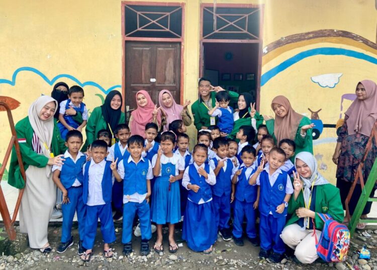 Mahasiswa KKN-PPM Kelompok 70 Unimal Sosialisasi PHBS di PAUD Bungong Mangat Bee