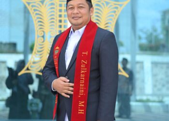 Tgk. Zulkarnaini Luthan S.Pd.I M.H (Abana Simpang Dama)