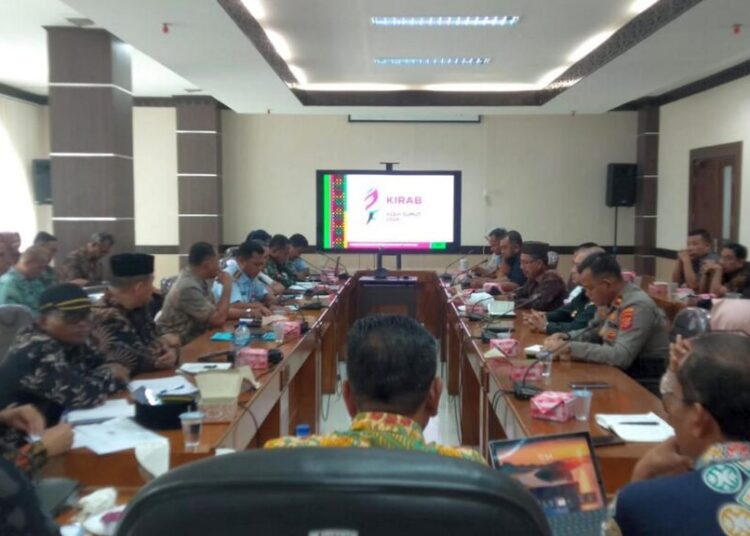 Rapat Koordinasi persiapan Kirab Api PON XXI 2024 di Aceh Utara, berlangsung di Oproom Kantor Bupati, Landing, Lhoksukon