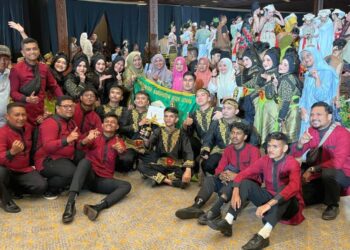 Sanggar Cut Meutia Meuligoe Kabupaten Aceh Utara mencatatkan prestasi membanggakan di tingkat Nasional sebagai Penyaji Unggulan Terbaik pada event Parade Tari Nusantara ke-40 Taman Mini Indonesia Indah (TMII).