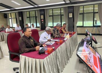 Penjabat Bupati Aceh Utara, Mahyuzar, saat mengikuti evaluasi kinerja Penjabat Kepala Daerah yang dilaksanakan di Lantai 8, Gedung Inspektorat Jenderal Kemendagri, Jakarta, Rabu, (23/10/2024).