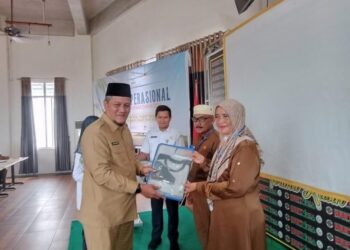 Pembukaan kegiatan Sekolah Lapang Iklim (SLI) Operasional di Kecamatan Syamtalira Aron, Selasa (3/11/2024). Foto: Humas