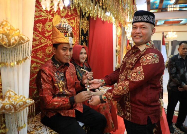 Pemkab Aceh Utara Peusijuek Kapolres Lhokseumawe yang Baru