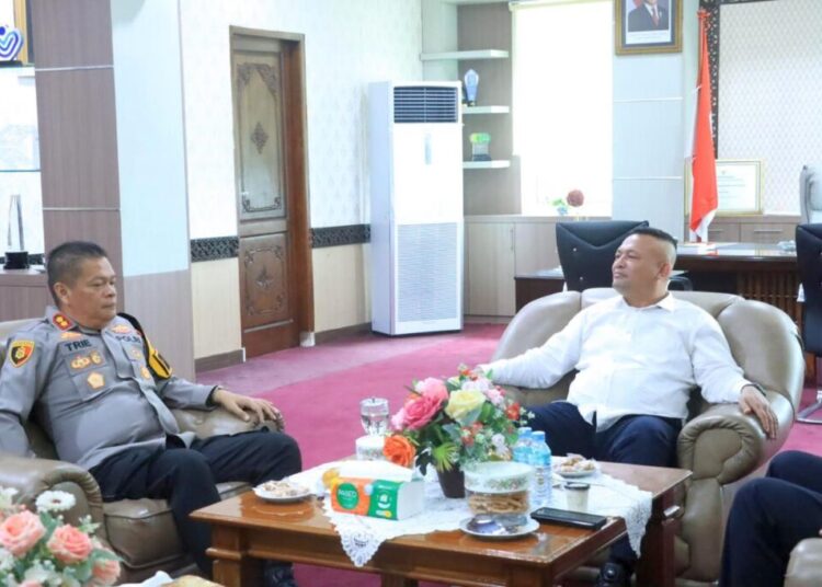 Kapolres Aceh Utara Jalin Silaturahmi dengan Bupati