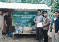 Tim FMDA menyalurkan bantuan sembako dan wakaf kitab kuning untuk santri terdampak banjir di Aceh Utara