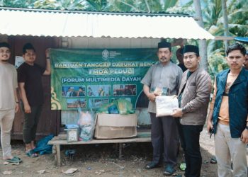 Tim FMDA menyalurkan bantuan sembako dan wakaf kitab kuning untuk santri terdampak banjir di Aceh Utara