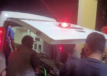 Korban dan pelaku penyerangan di Gampong Simpang Empat saat dievakuasi ke Puskesmas Seunuddon untuk mendapatkan perawatan intensif