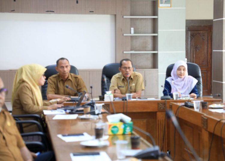 Asisten II Setdakab Aceh Utara, M. Nasir, bersama Kepala Dinas Pertanian dan Kepala BPS mengikuti Rakor Pengendalian Inflasi Daerah dengan Kemendagri