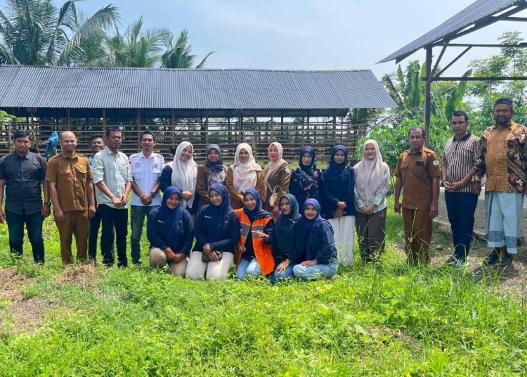 Kunjungan kerja DPM-P2KB Aceh Utara ke Bank Sampah Mandiri Gampong Nibong Baroh guna memperkuat inovasi pengelolaan lingkungan berbasis masyarakat