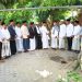 Bupati Aceh Utara Ismail A. Jalil didampingi Wabup Tarmizi Panyang menyerahkan sapi kurban kepada BKM Masjid Agung Baiturrahim, Lhoksukon