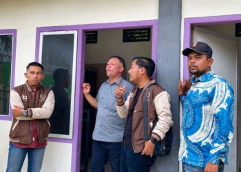 Bupati Aceh Utara, H. Ismail A. Jalil, S.E., M.M. (Ayahwa), saat meninjau langsung kondisi fasilitas Asrama Putri IPAU di Gampong Lamgugob, Banda Aceh