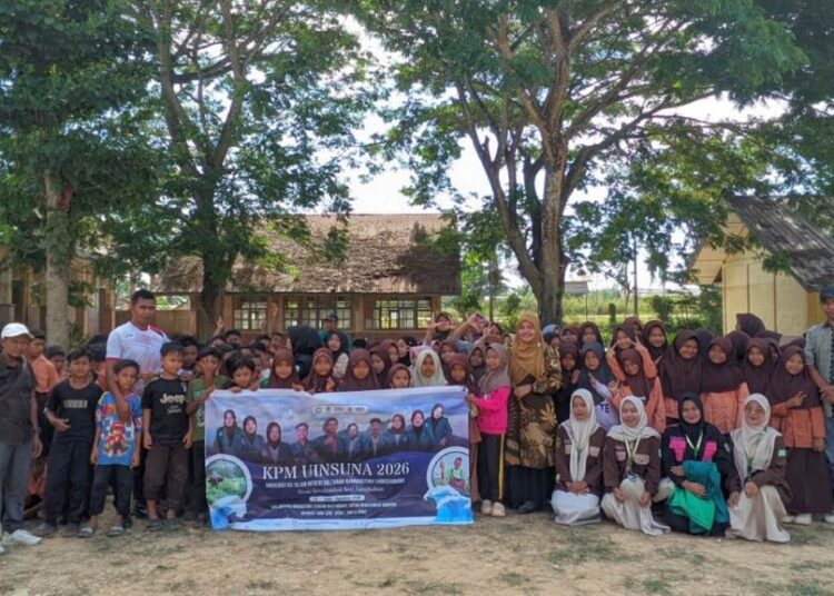 Mahasiswa KPM Kelompok 11 UIN Sultanah Nahrasiyah (SUNA) Lhokseumawe menggelar sosialisasi antiperundungan di SD Negeri 2 Langkahan, Aceh Utara