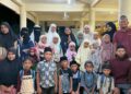 Mahasiswa KPM Mandiri Kelompok 09 UIN Sultanah Nahrasiyah (SUNA) Lhokseumawe menggelar program Gerakan Mengaji Anak Rutin Ude (GEMAR UDE) di Gampong Ude, Kecamatan Matangkuli, Kabupaten Aceh Utara