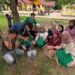 Mahasiswa KKN Kelompok 14 Universitas Malikussaleh (Unimal) membuat lubang resapan biopori bersama warga di Gampong Cot Mee, Nisam, Aceh Utara