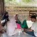 Mahasiswa KKN Kelompok 44 Unimal mendampingi kader Posyandu saat menggelar pemeriksaan kesehatan rutin untuk warga di Gampong Cot Seumiyong, Kuta Makmur, Aceh Utara