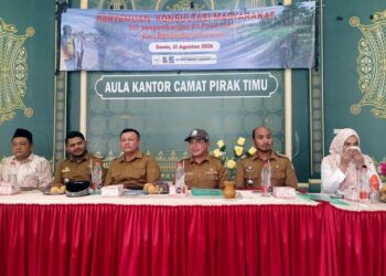 Bupati Aceh Utara bersama jajaran BWS Sumatra I dan lintas instansi menghadiri Pertemuan Konsultasi Masyarakat (PKM) perencanaan Daerah Irigasi Pirak Timu di Aula Kecamatan Pirak Timu, Aceh Utara