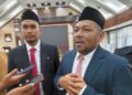 Direktur Utama Perusahaan Daerah Bina Usaha (PDBU) Perseroda periode 2026–2030, Zulfikar, S.T. (kanan), bersama Dewan Komisaris PDBU, M. Khalis, S.IP., resmi dilantik di Lhoksukon, Aceh Utara