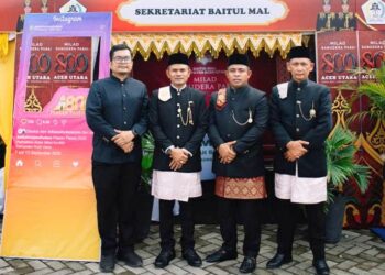 Kepala Sekretariat Baitul Mal Aceh Utara, Samsul Bahri, S.E., saat memberikan keterangan terkait pembukaan stan pelayanan ZISWAF pada Peringatan Milad Ke-800 Samudera Pasai